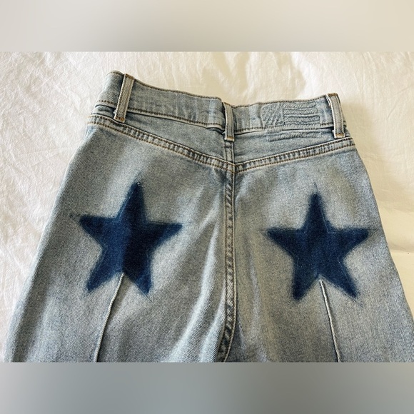 Revice Uptown Rising Star Distressed Light Wash High Rise Mom Jeans SZ 24 - Picture 4 of 11